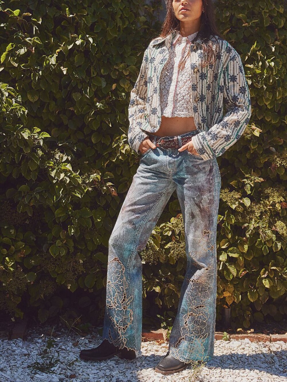 FREE PEOPLE West Coast Illusions & Cutwork Jeans / Watercolor Bloom - Picture 6 of 9